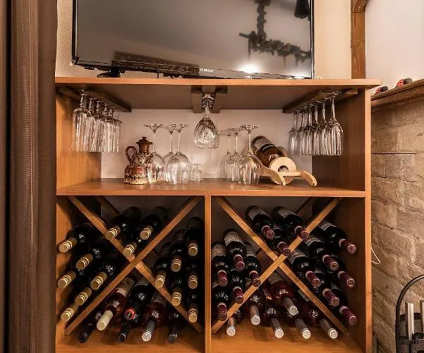 ковачева-3 아파트