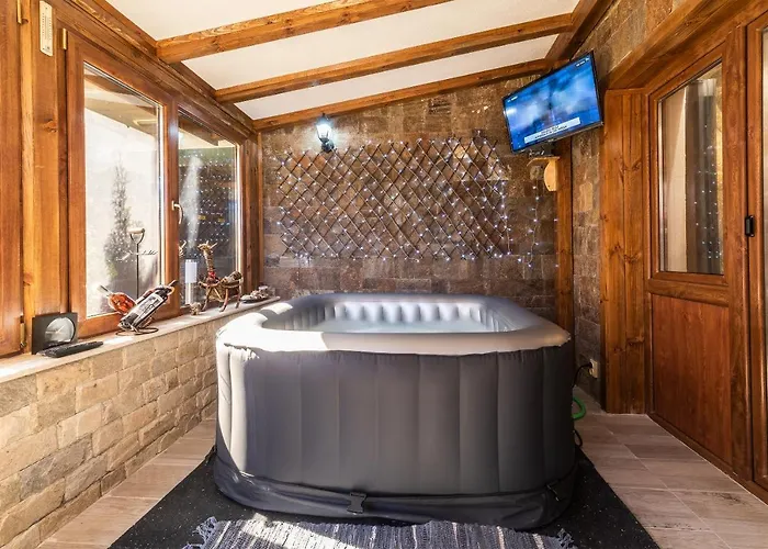 ковачева-3 公寓 班斯科