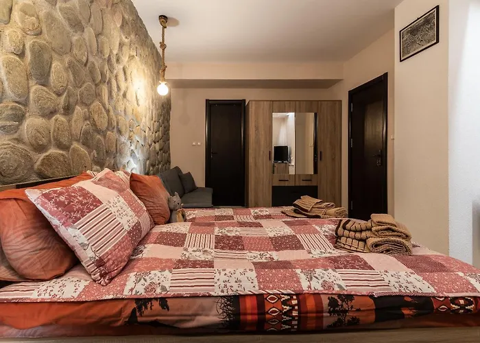 ковачева-3 公寓 班斯科